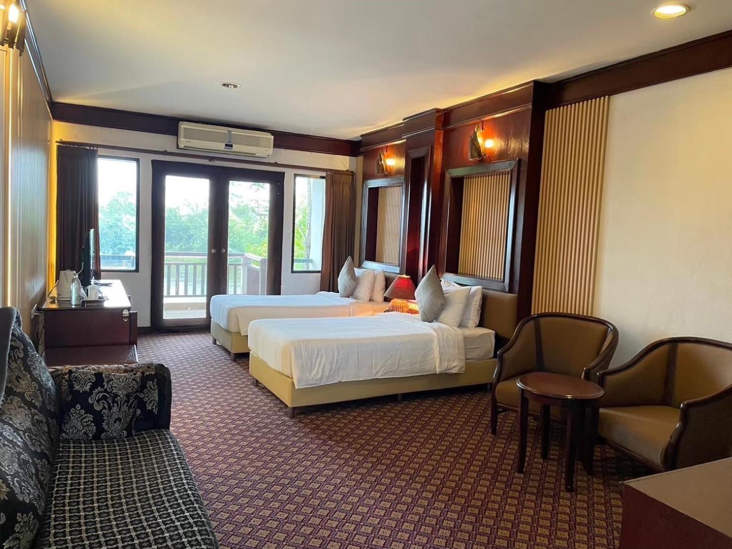 Gassan Legacy Golf Club Hotel Lamphun Exterior foto