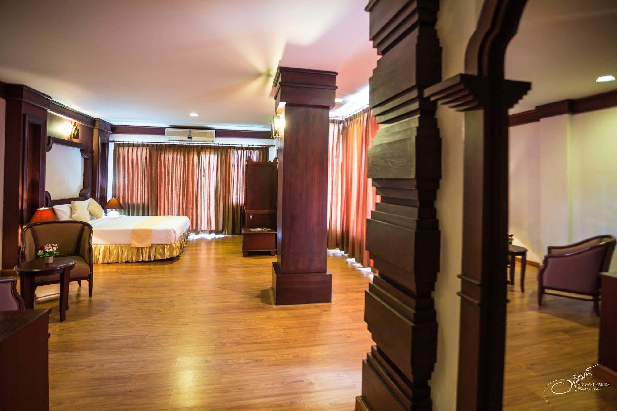 Gassan Legacy Golf Club Hotel Lamphun Exterior foto